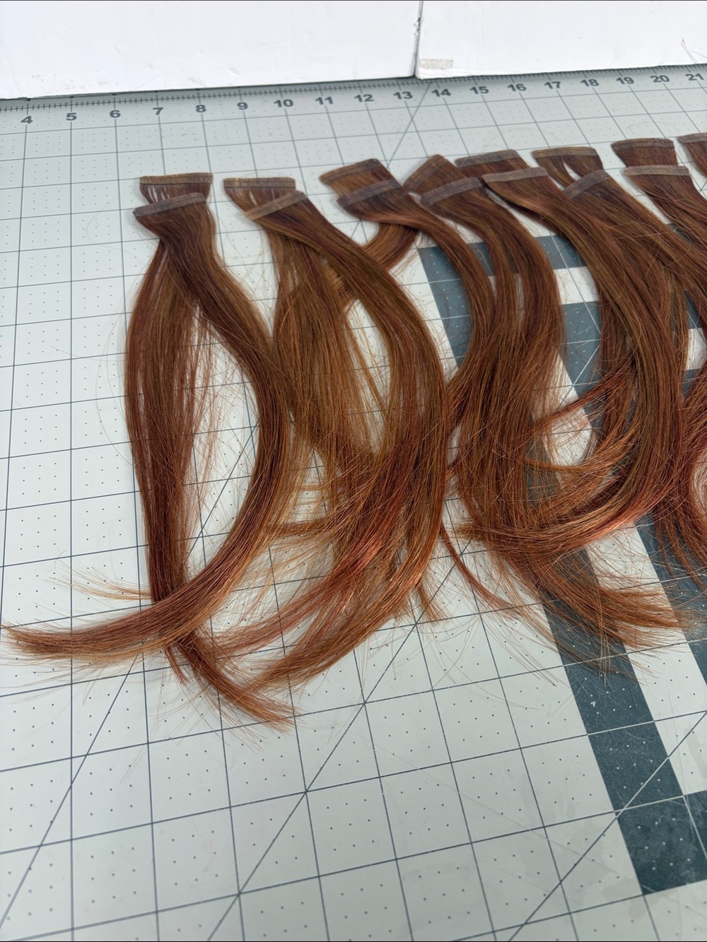 Human Hair Tape In Extensions 12-13” Auburn Copper Brown Pre-Owned 20 pieces - Picture 6 of 9